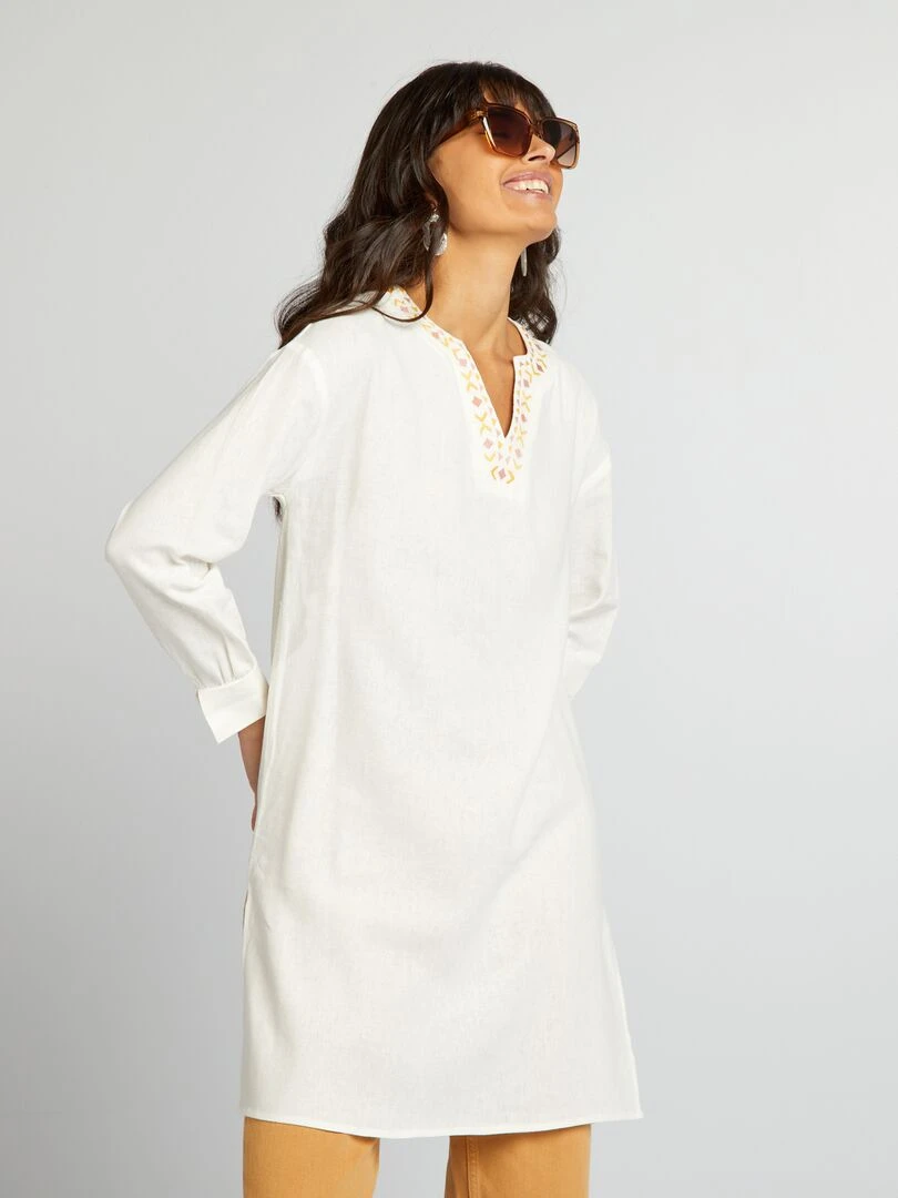 Blouse longue en lin avec col tunisien Blanc