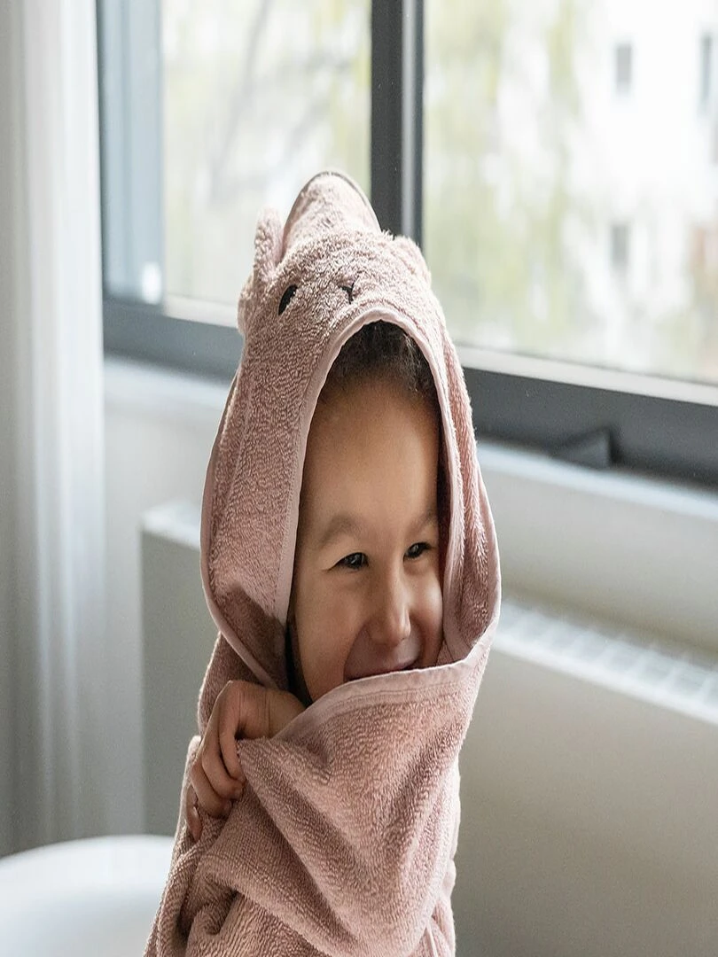 Serviette à capuche lapin   Rose