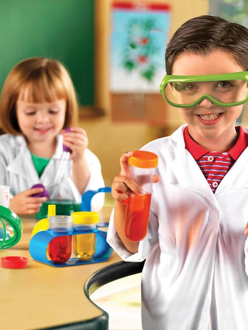 Kit scientifique : Mon premier laboratoire scientifique   N/A
