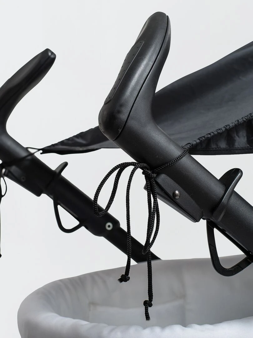 Pare soleil anti UV   Noir