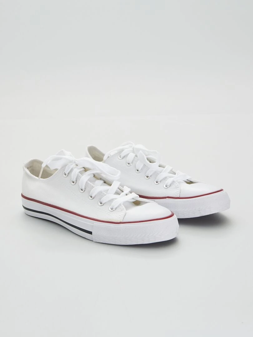 Baskets basses en toile blanc