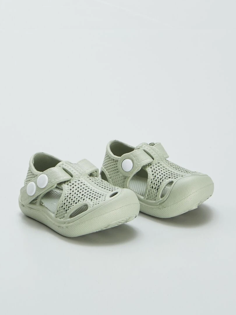Sandales fermées en plastique moulé Vert