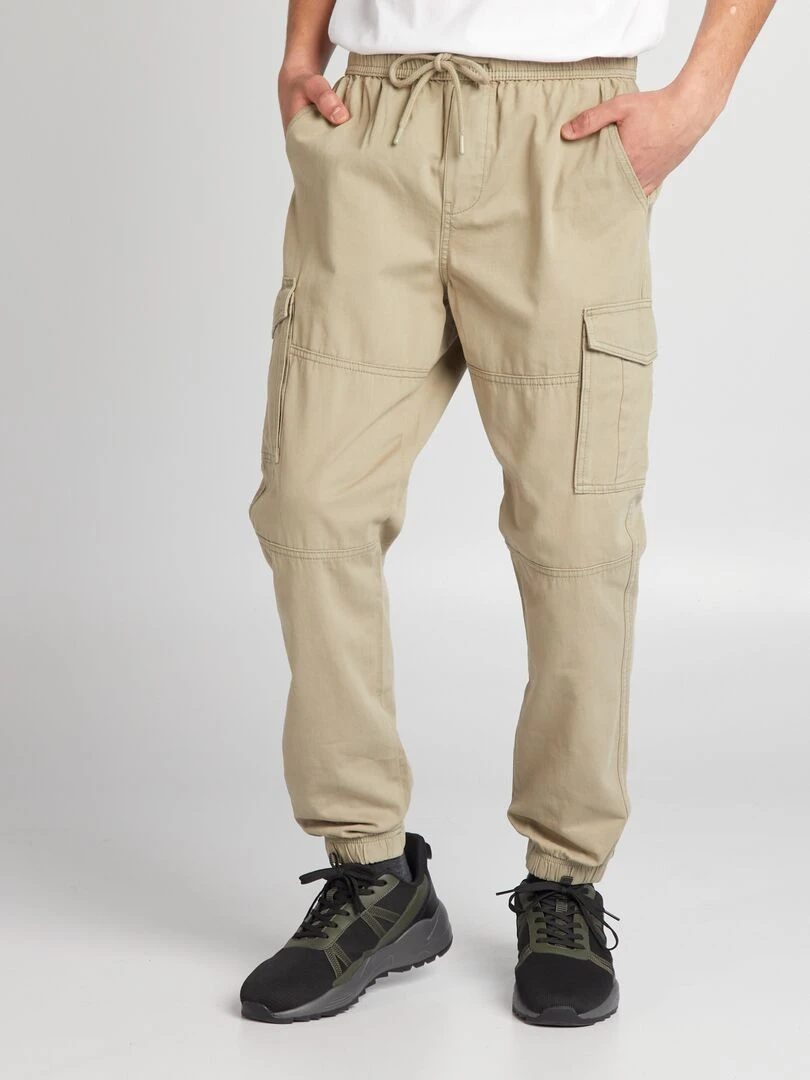 Short en molleton avec poches zippées   Noir