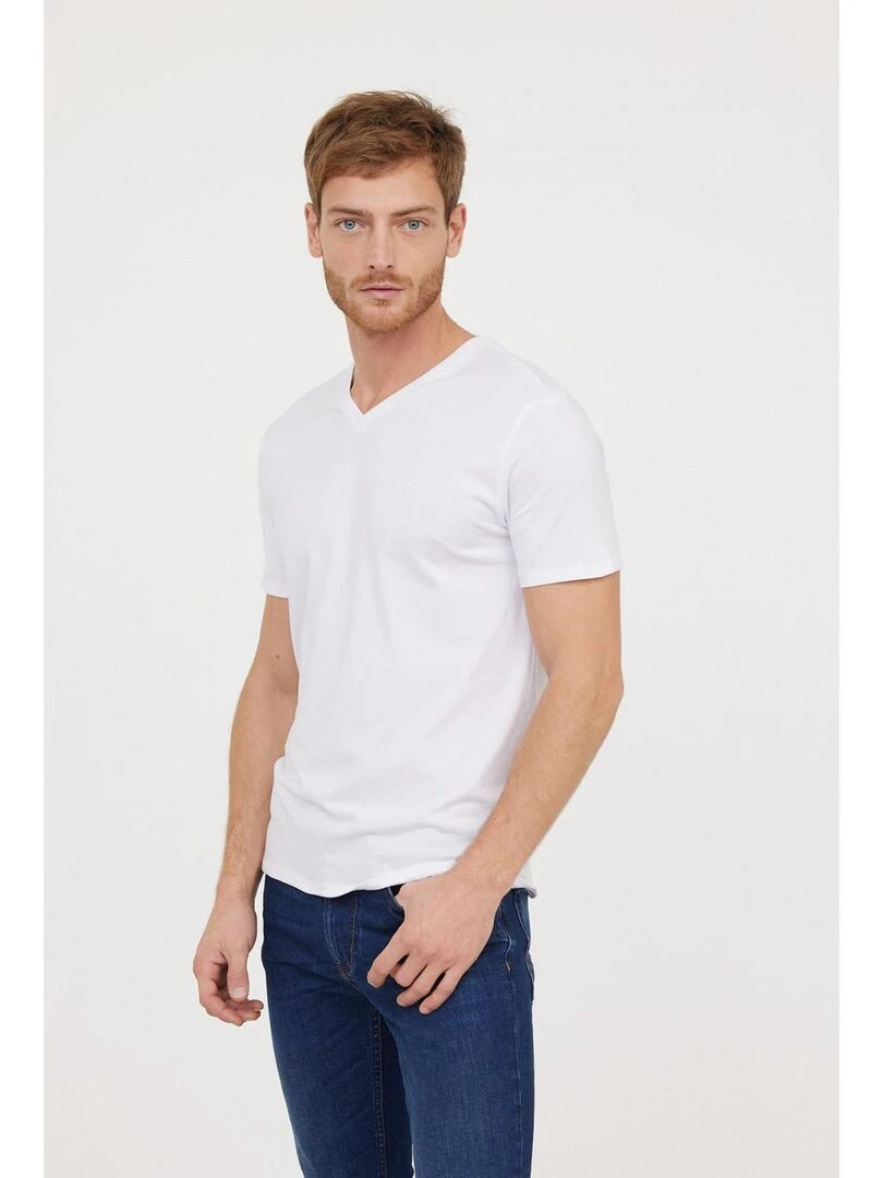 Lee Cooper T Shirt manches courtes coton regular AJESSY Blanc