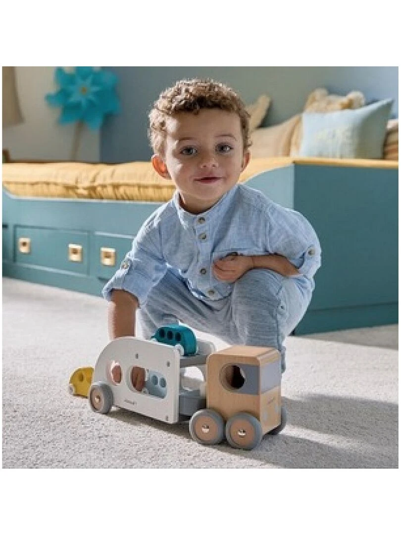 Bolid Camion Porte Autos Avec 3 Vehicules   N/A