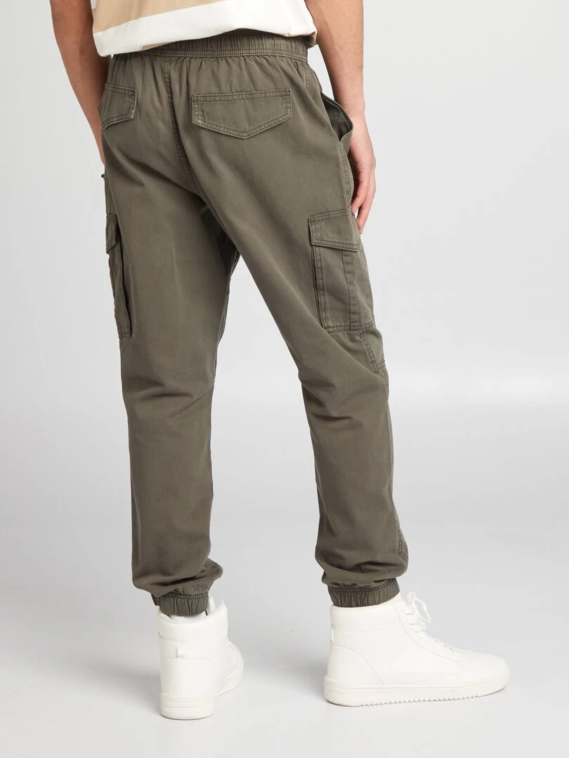Pantalon avec poches sur les côtés   Kaki