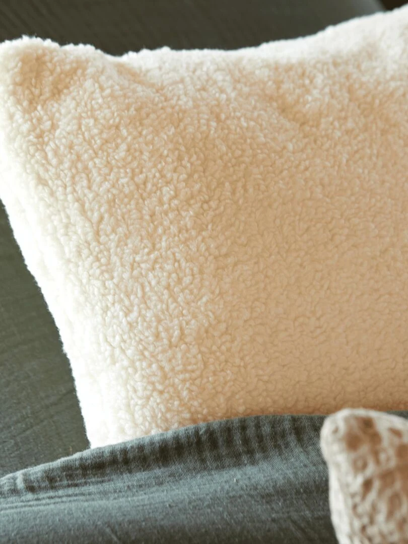 Housse de coussin    Effet peau de mouton   Ecru