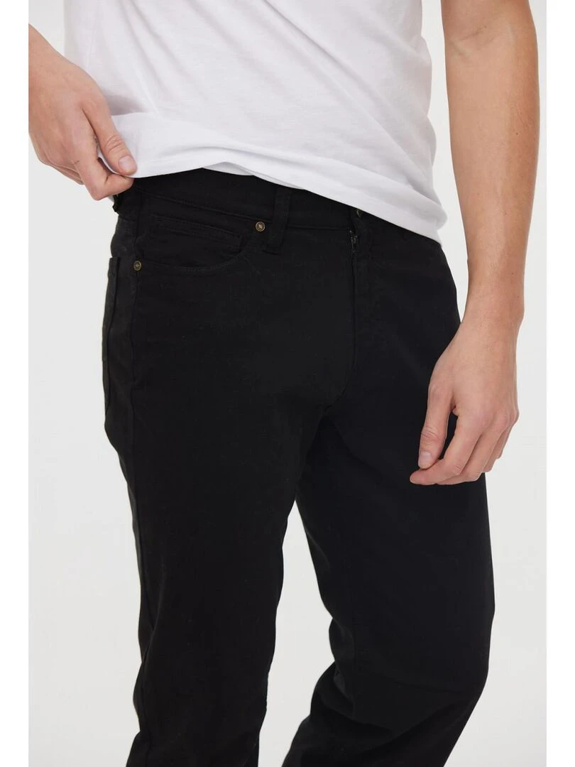 Lee Cooper   Pantalon coton straight LC126ZP 10395   Noir