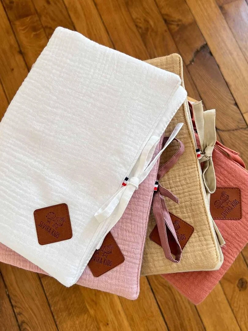 Protège carnet de santé en gaze de coton  Jeanne   Blanc