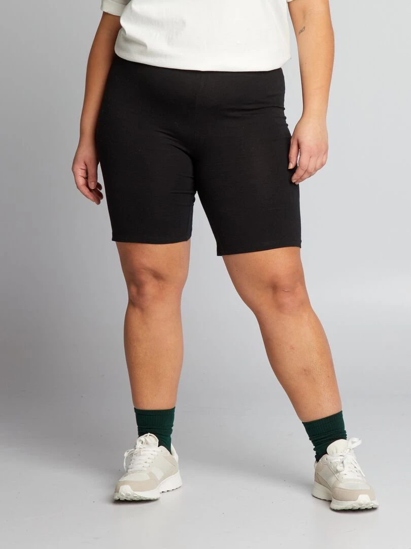 Short cycliste en jersey uni noir