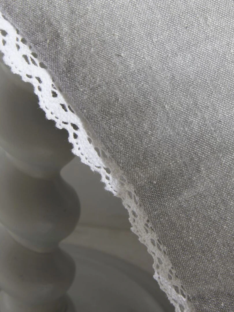 Coussin déhoussable avec dentelle 'Today' Gris