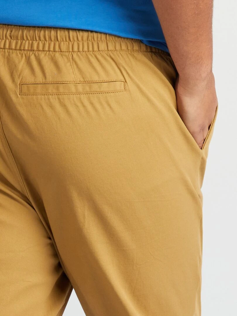 Pantalon chino à taille élastiquée   Beige