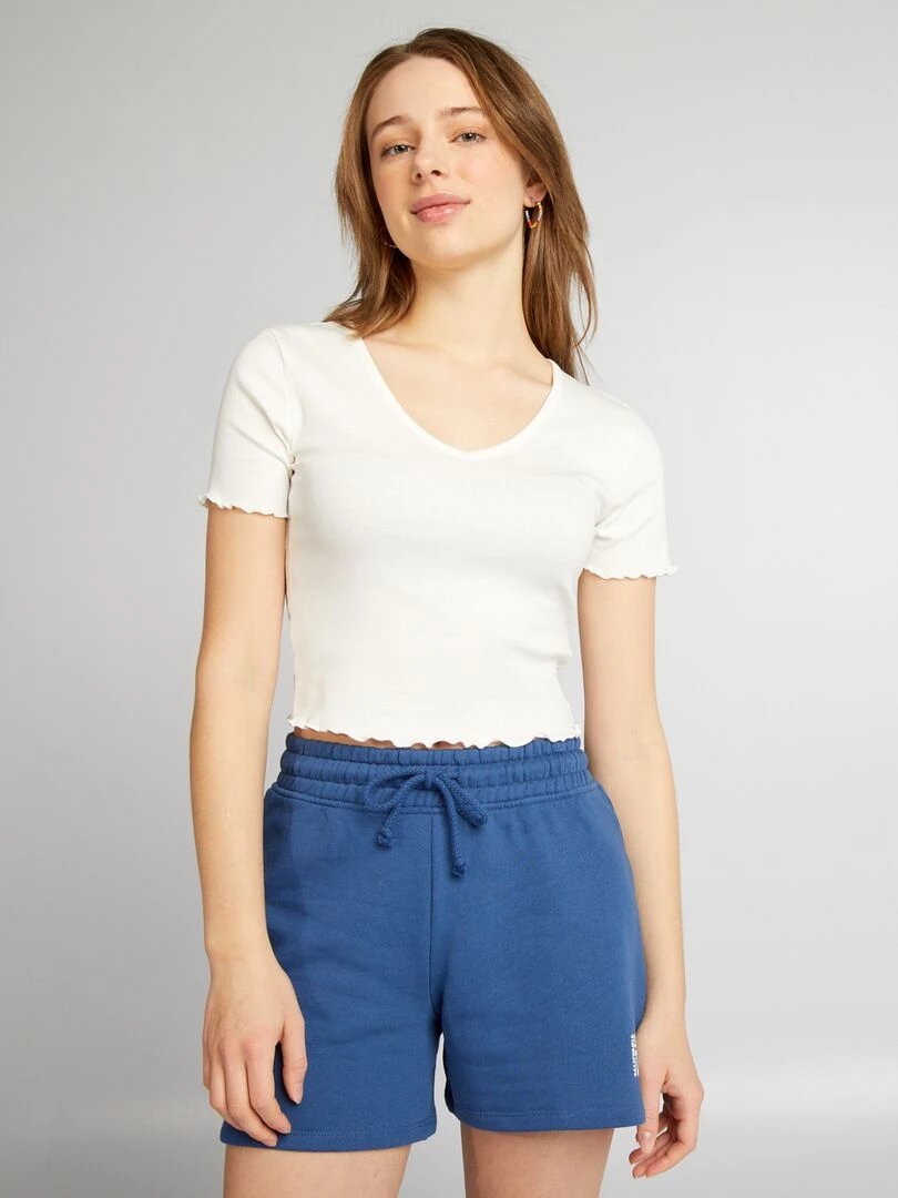 Crop top à bords ondulés blanc