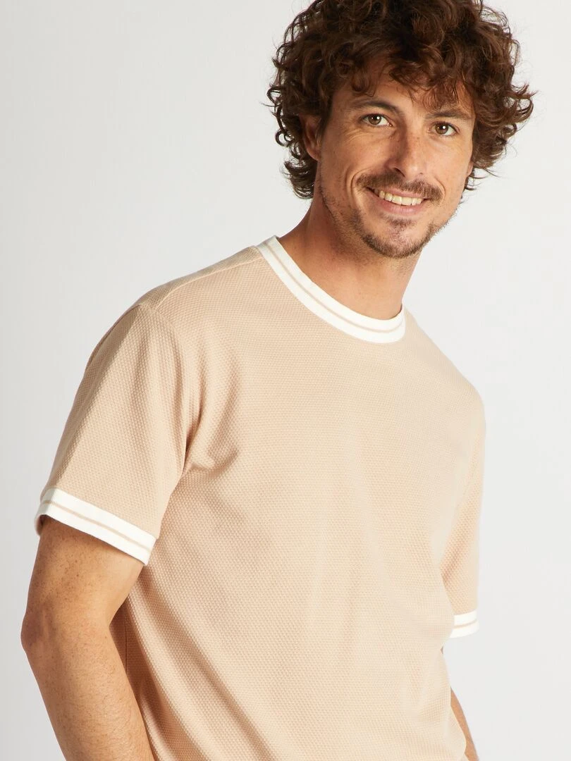 T shirt texturé à liserés contrastants   Beige