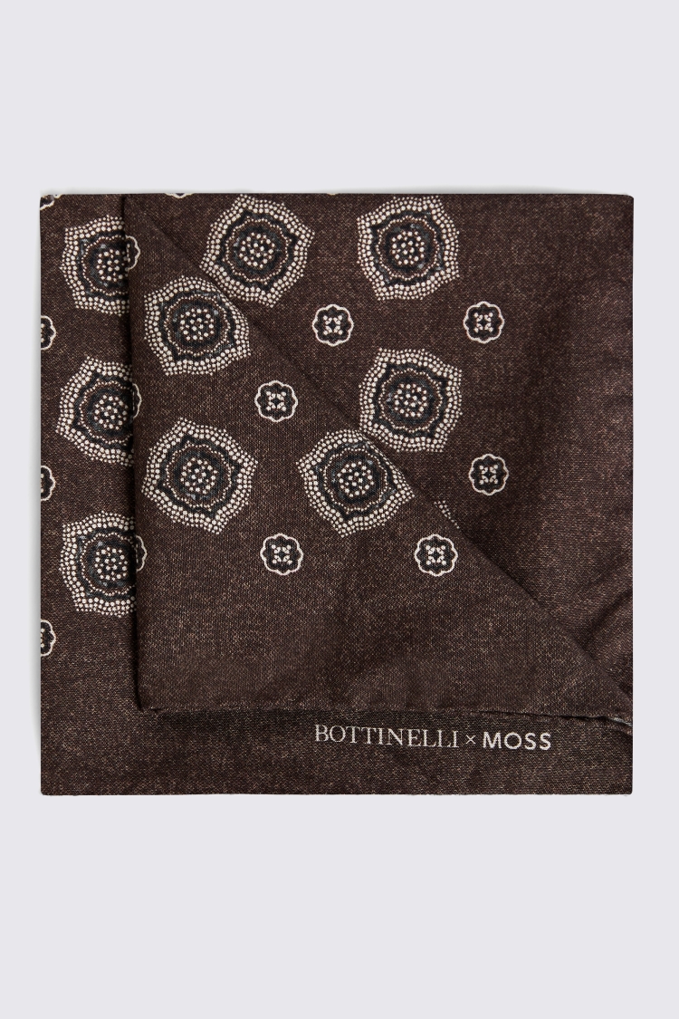 Bottinelli Cappuccino Silk Jumbo Medallion Pocket Square Buy Online at Moss