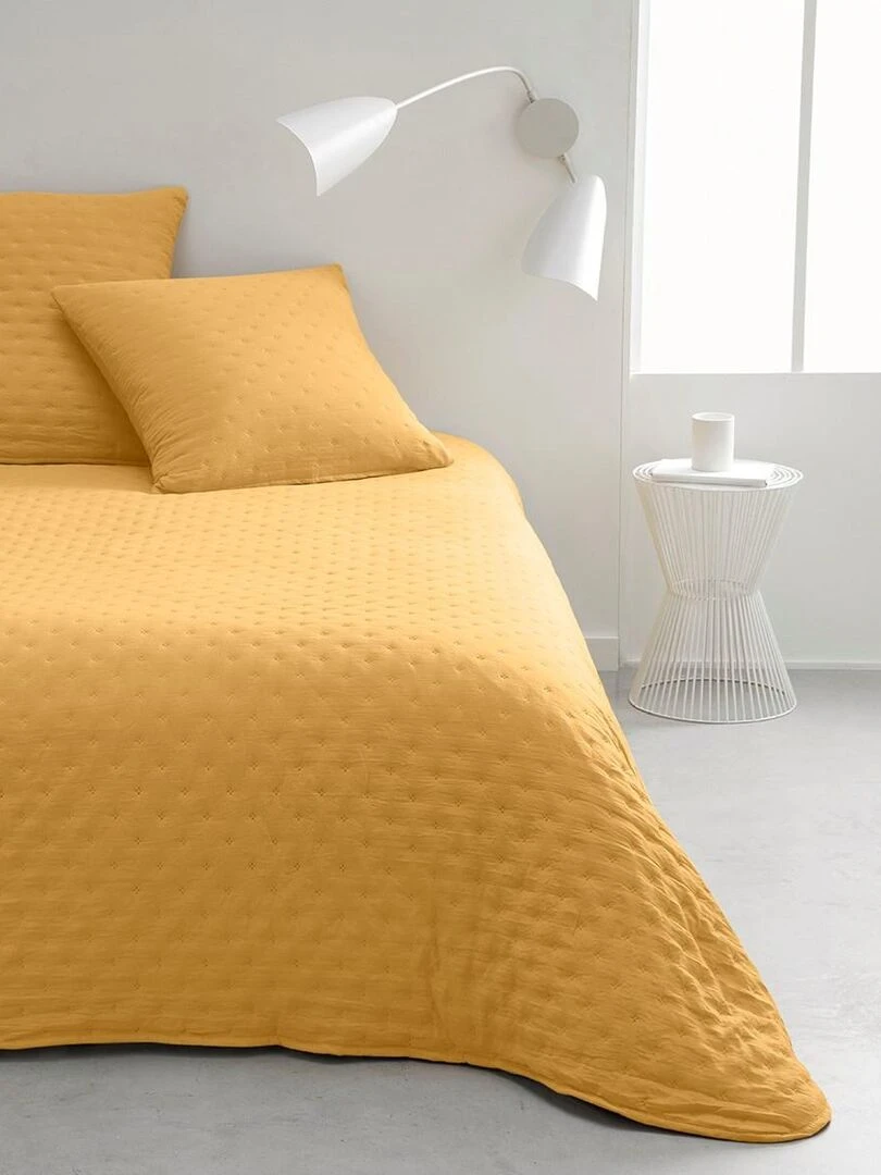 Couvre lit boutis  'ESSENTIAL' 'TODAY'   Jaune