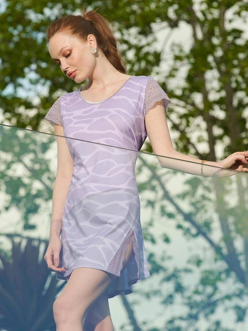 Chemise de nuit courte à motif d'écume Benita   Gris