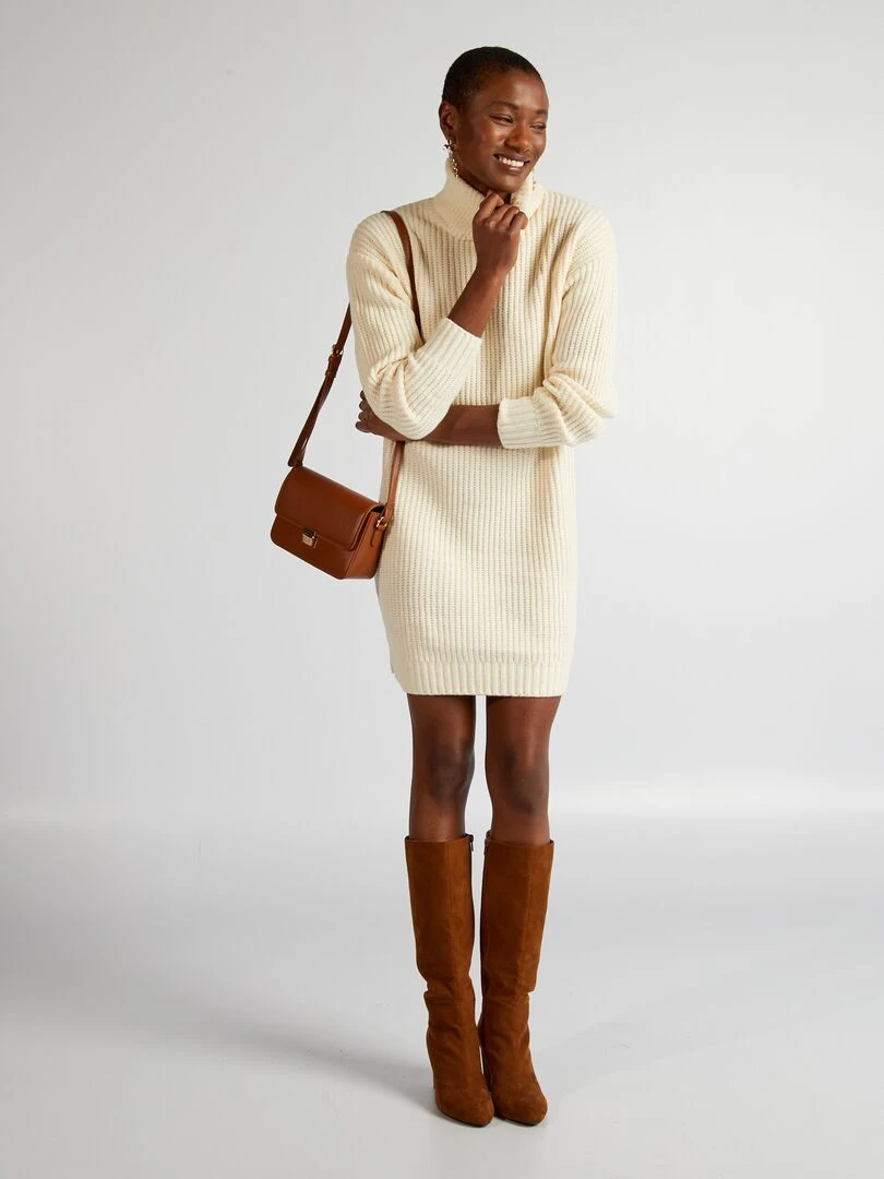 Robe pull en maille épaisse Ecru