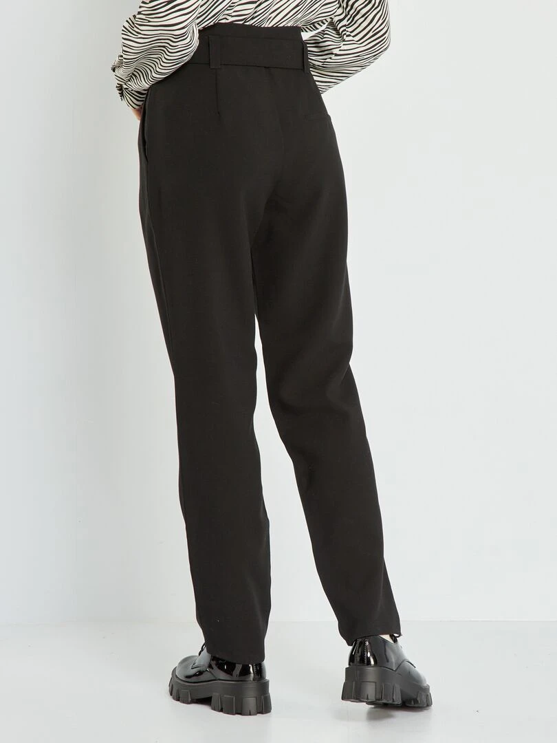Pantalon carotte avec ceinture   noir