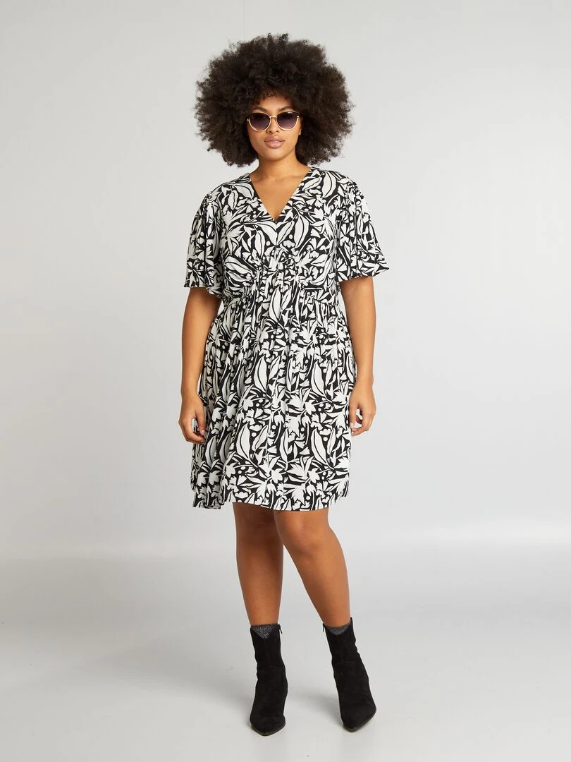 Robe courte avec manches papillons Noir/blanc
