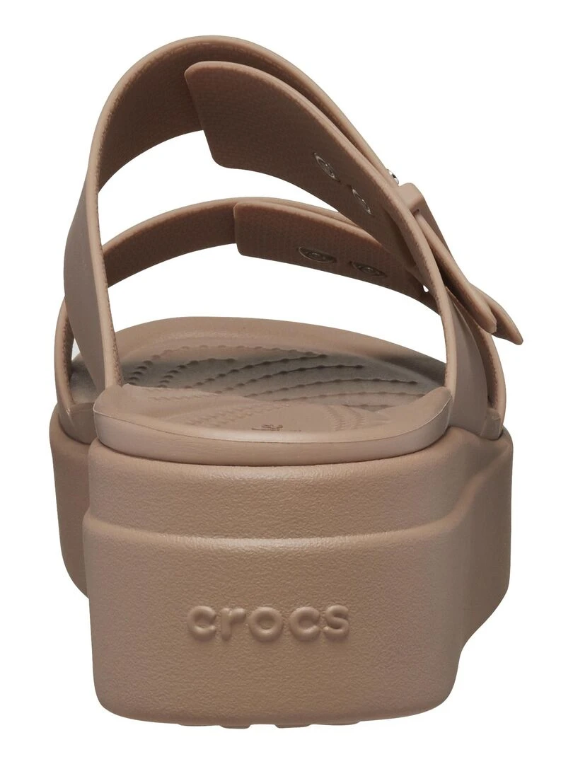 Sandales à Enfiler Crocs Brooklyn Buckle   Marron