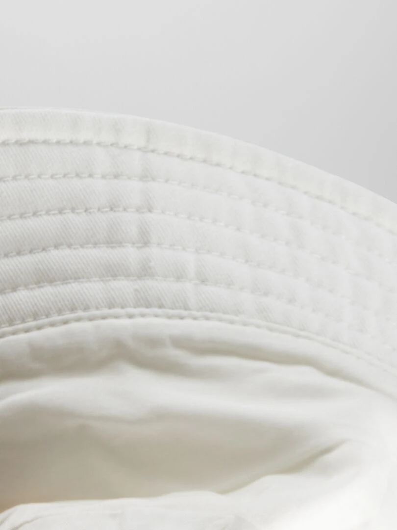 Bob en toile   blanc