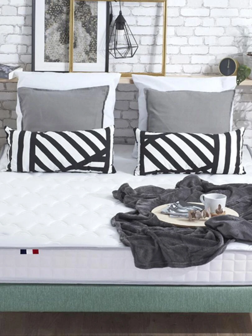 Ensemble Matelas 100% latex 3 zones PURE + Sommier Fabriqué en France   Sommier Vert celadon   Blanc Vert