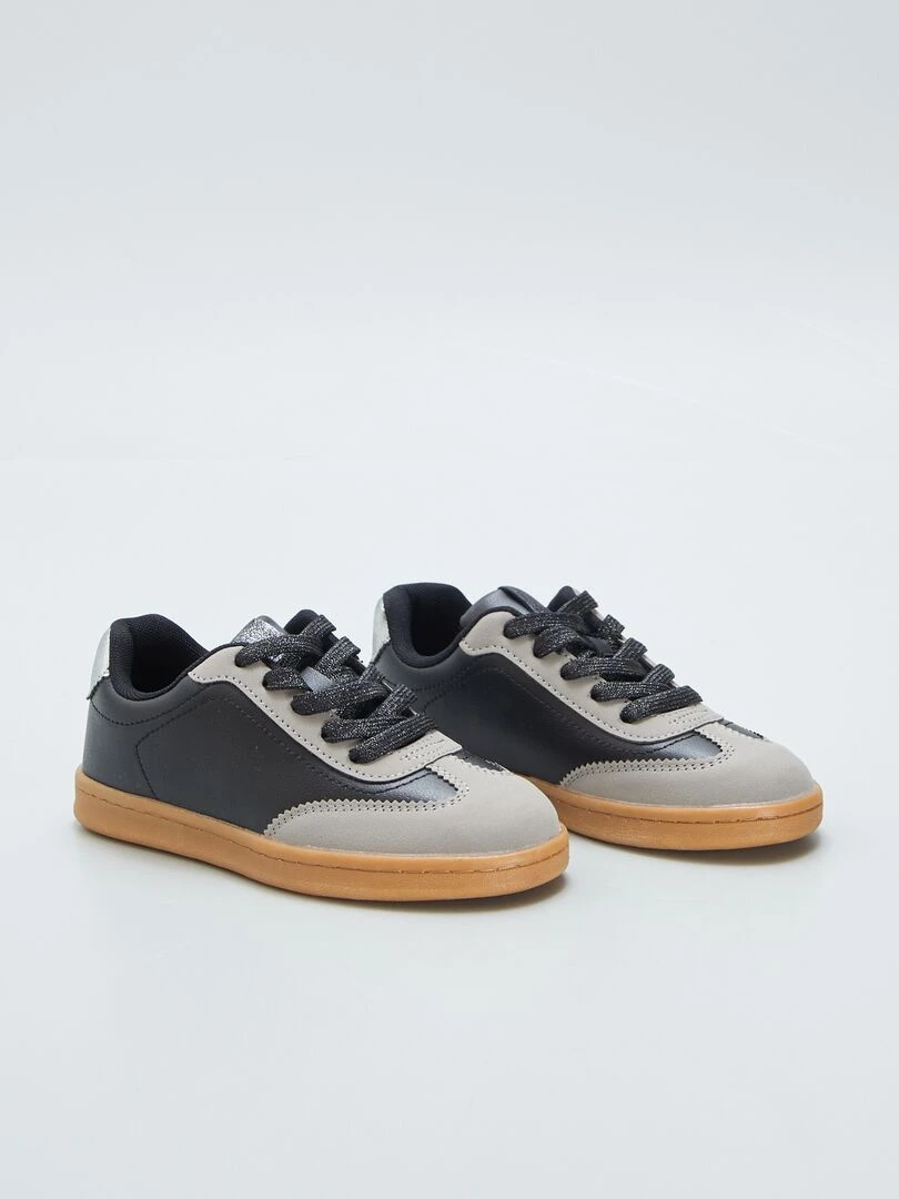 Baskets basses lacets fantaisies Noir