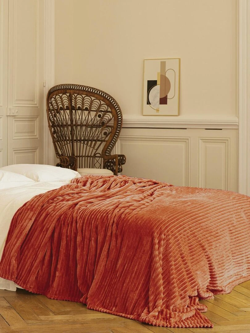 Couverture polaire       Effet côtelé 3D   Beige clair