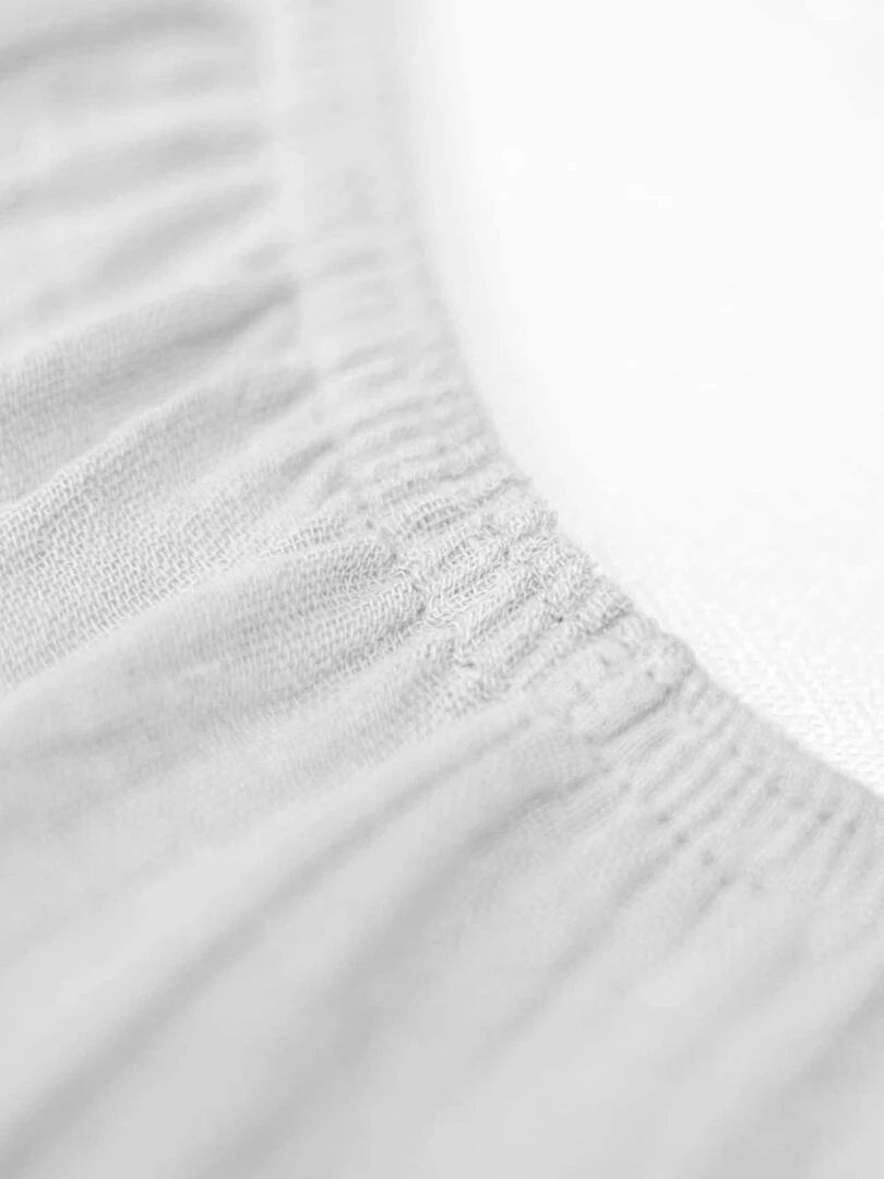 Drap housse uni en gaze de coton Gris