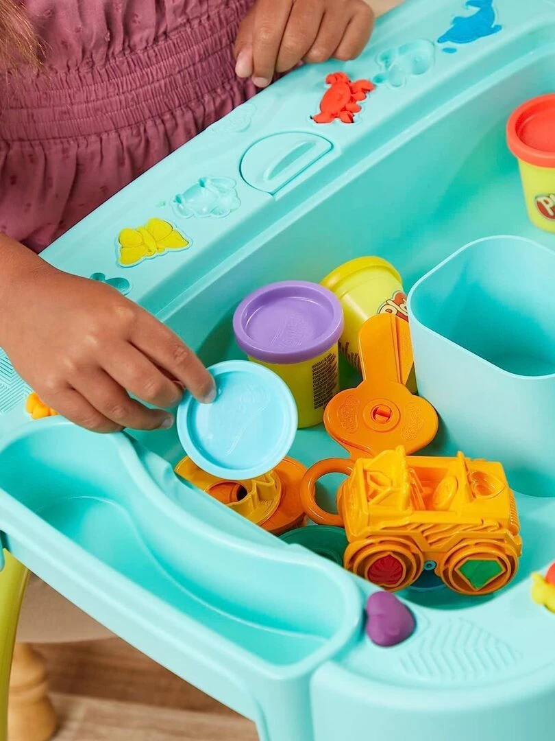 Play Doh Ma 1ère table de création   N/A