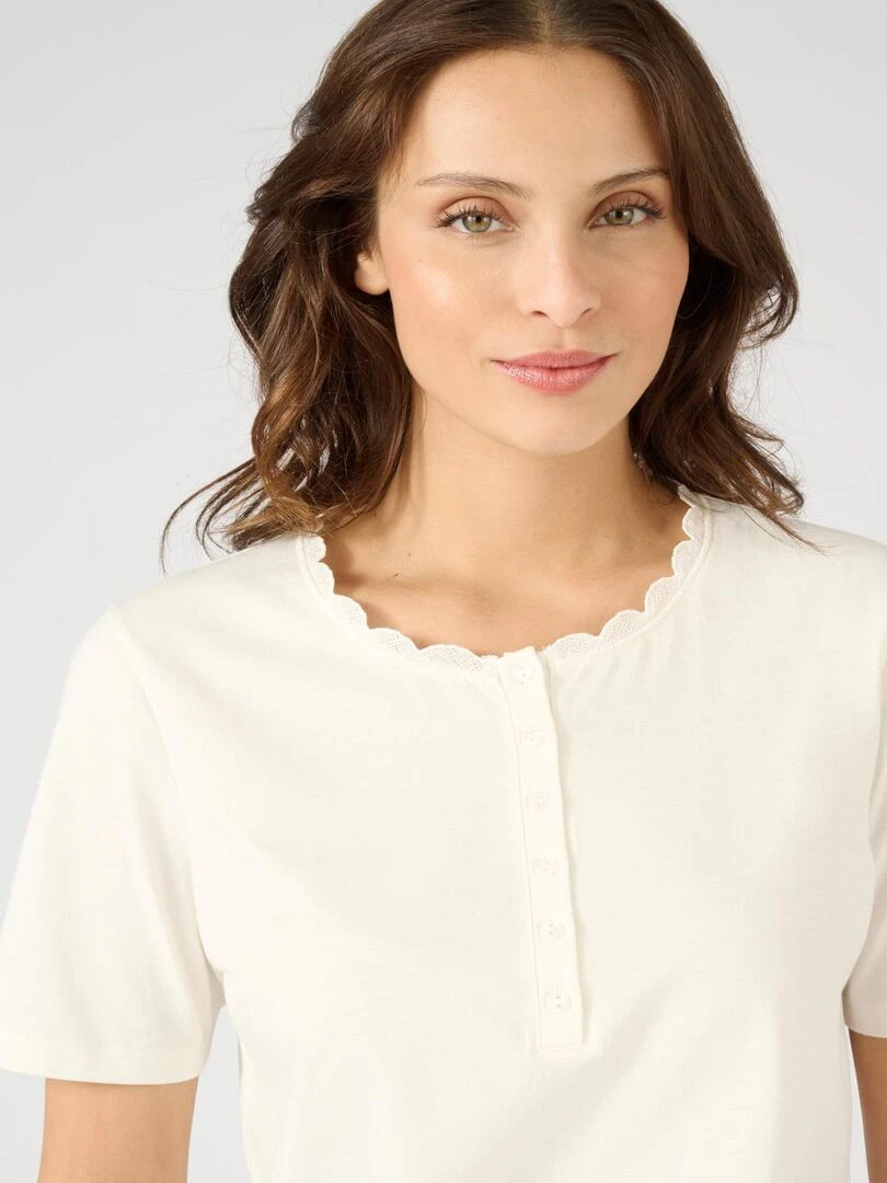 Tee shirt col rond fantaisie en pur coton.   Damart   Blanc cassé