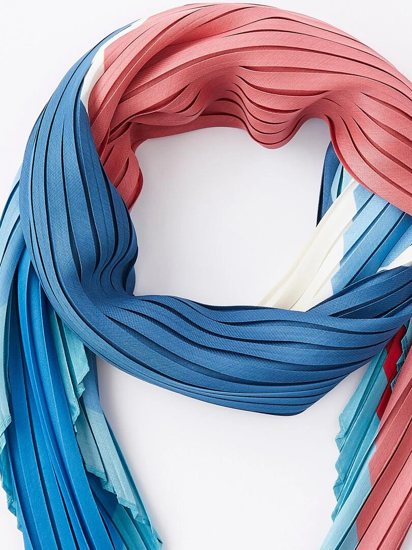 Foulard carré plissé satiné Damart Bleu