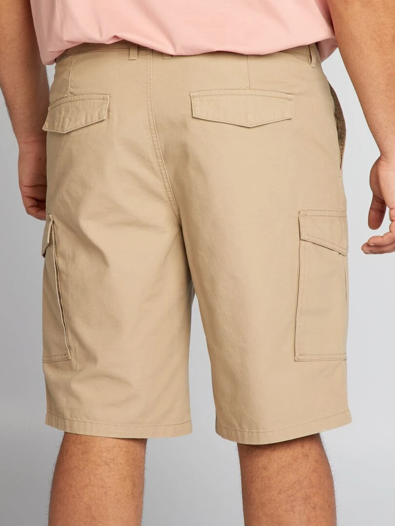 Bermuda  avec poches à rabat   Beige