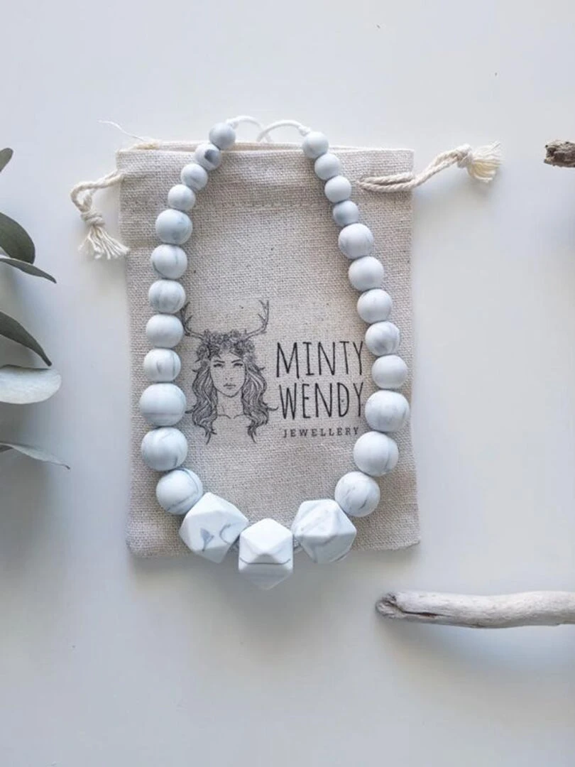 Collier d'allaitement Mumtaz Mahal   Blanc