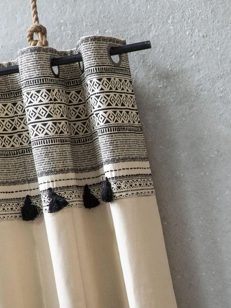 Rideau en coton avec œillets et pompons imprimé AFRICA 'Deko&co'   Blanc Gris Noir