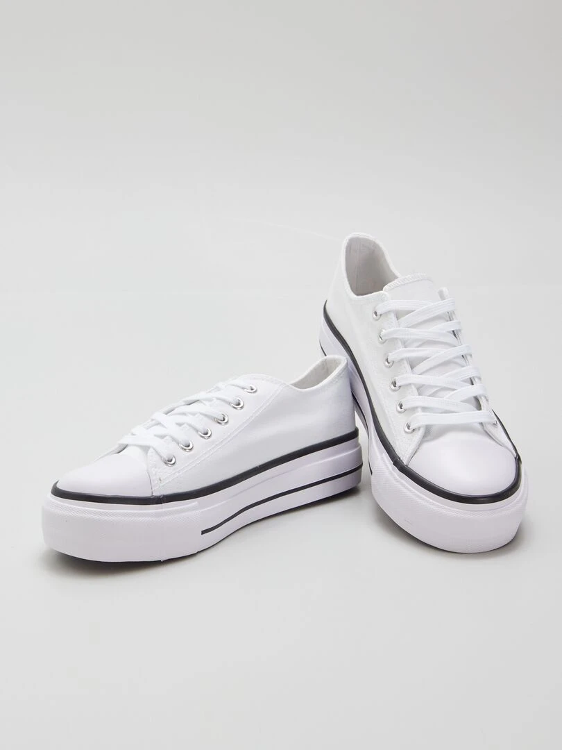 Baskets en toile à plateforme   blanc