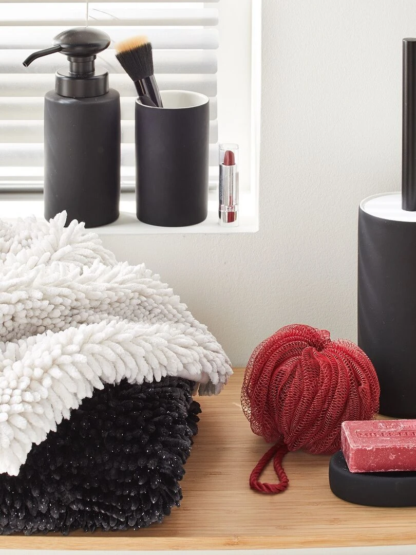Guy Levasseur   Tapis de bain en polyester uni noir argenté   Noir