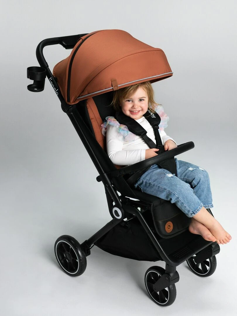LIONELO Cloe Poussette bébé compacte Jusqu'à 22 Kg Légère & pliable Grandes Roues Orange Noir Orange Noir