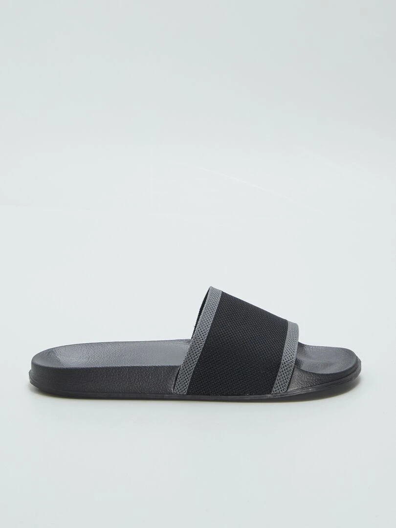 Sandales en tissu ajouré noir