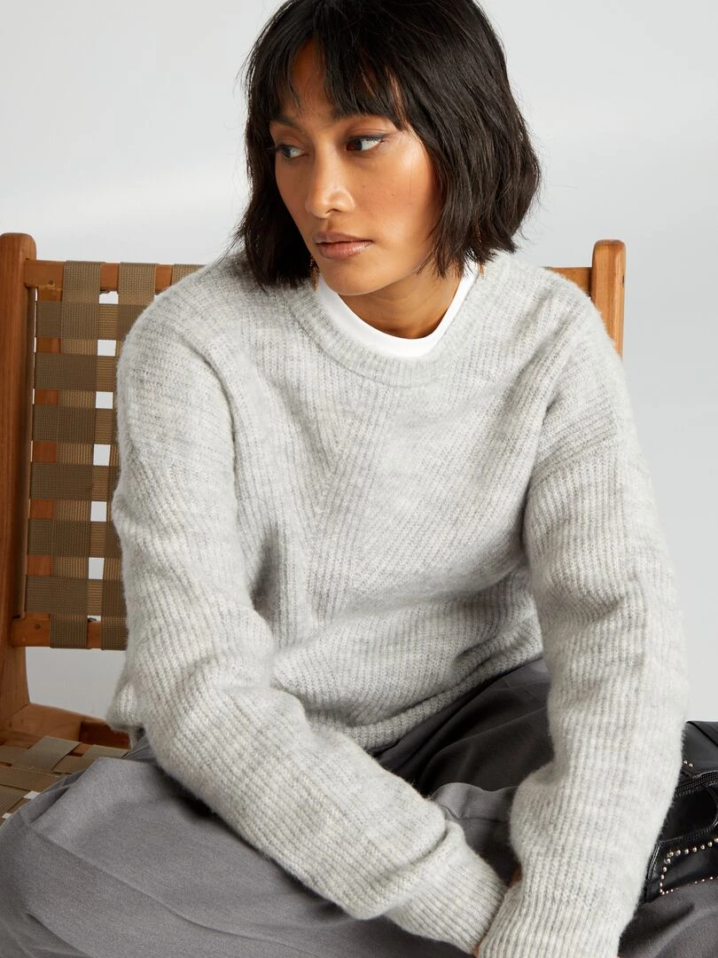 Pull en maille côtelée douce   Gris