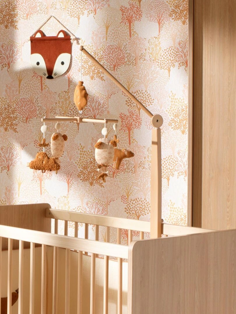 Mobile musical en bois avec jouets ours en gaze de coton   SAUTHON   Marron