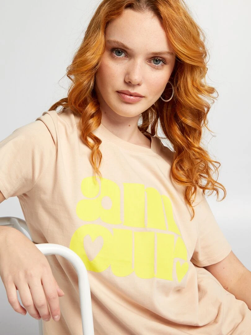 T shirt en jersey imprimé   Beige 'amour'