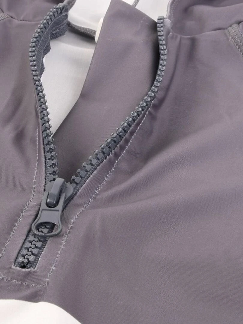 Combinaison de bain enfant requin 6 ans   Gris