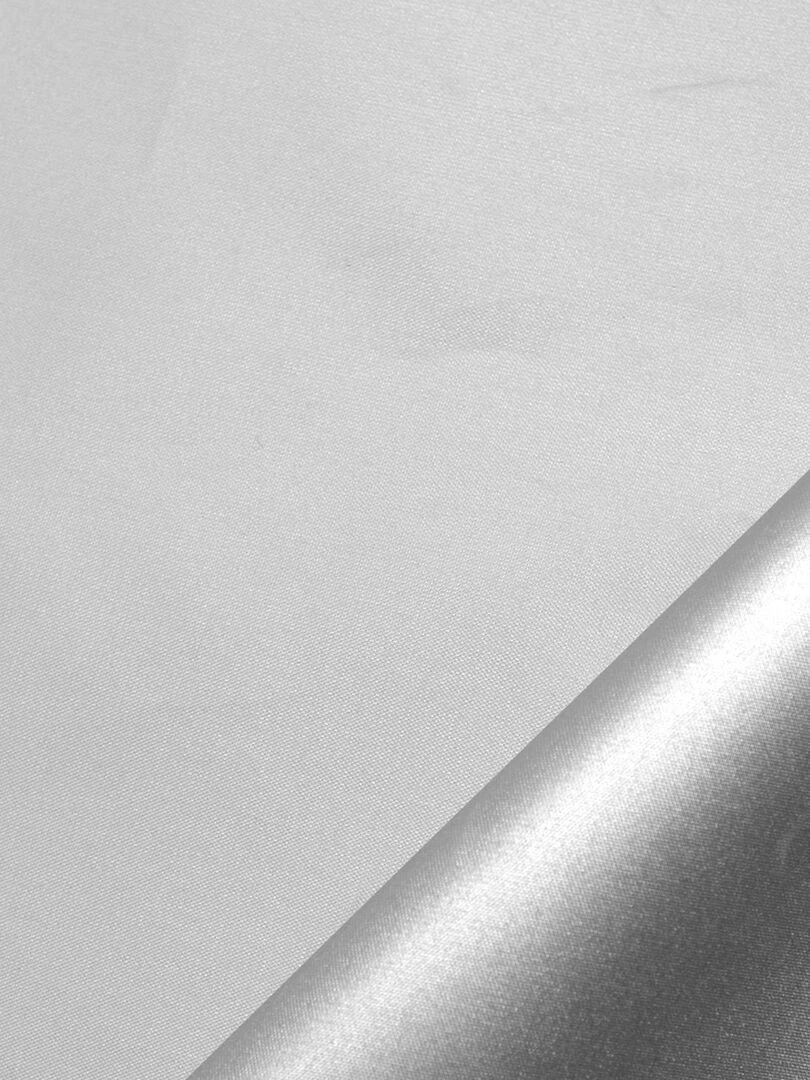 Doublure obscurcissante et thermique à œillets Argent