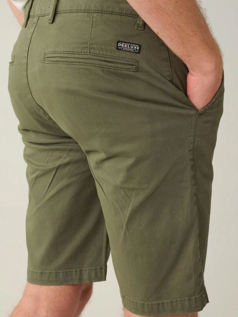 Bermuda pour homme avec poche à l'italienne 'Deeluxe'   Vert foncé
