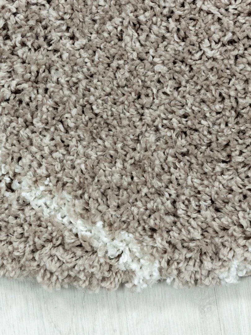 Tapis berbère style SHAGGY A OEKO TEX®   Beige