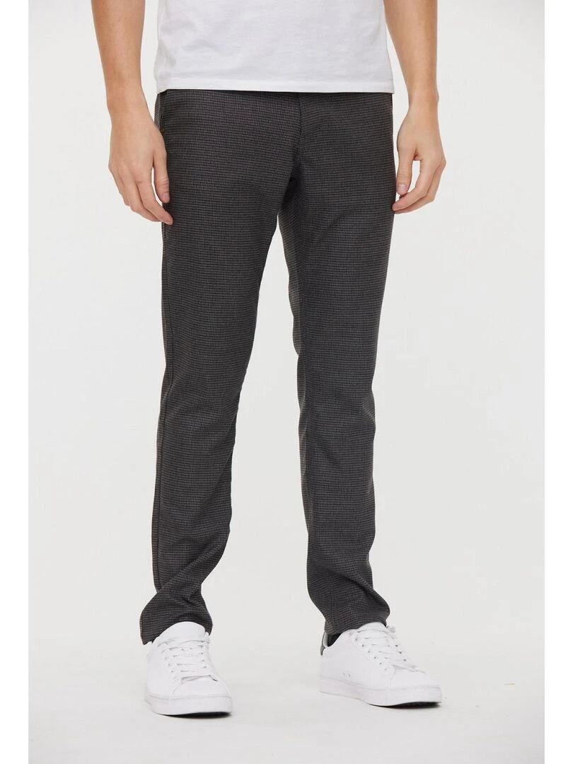 Lee Cooper Pantalon polyester chino slim NEILS Gris Rouge