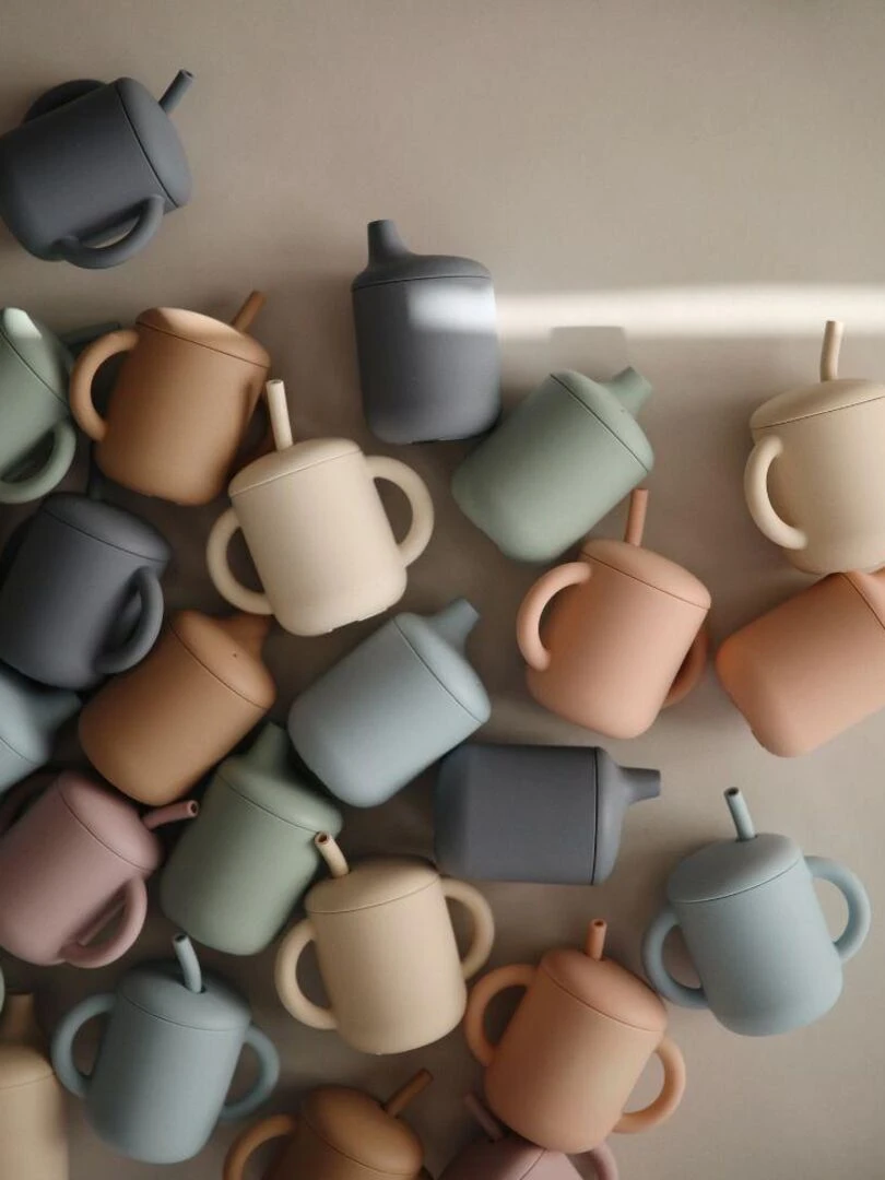 Tasse à bec Mushie   Powder Blue   Mushie   Bleu