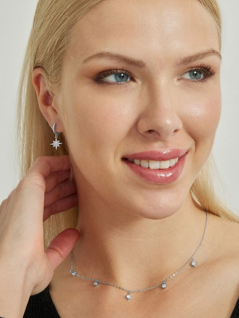 Collier Olzal  en zircone brillante  finition rhodiée   Multicolore